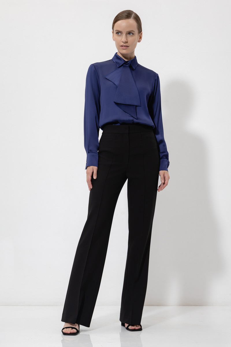 Блузка со съемным жабо